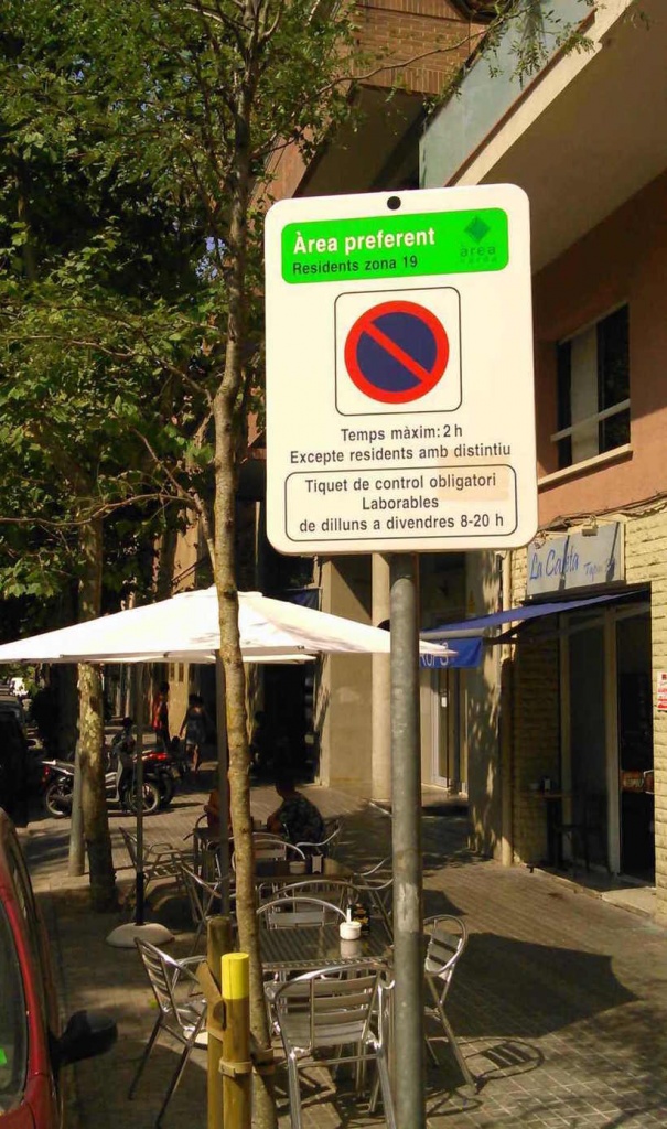 green-zone-parking-barcelona.jpg